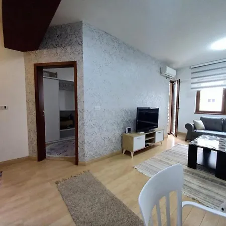 Taftalice Lueks Living With 2 Bathroom And Kitchen Appartement Skopje